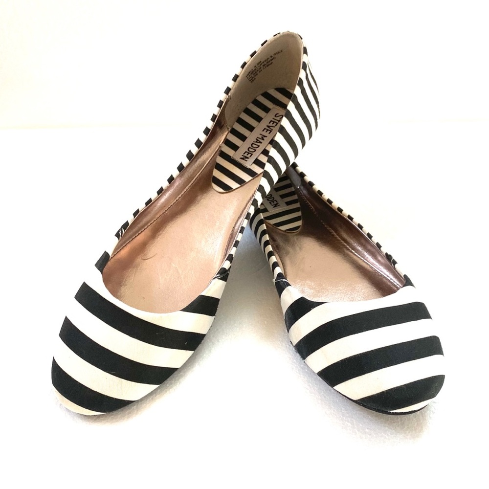 Steve Madden Striped Flat